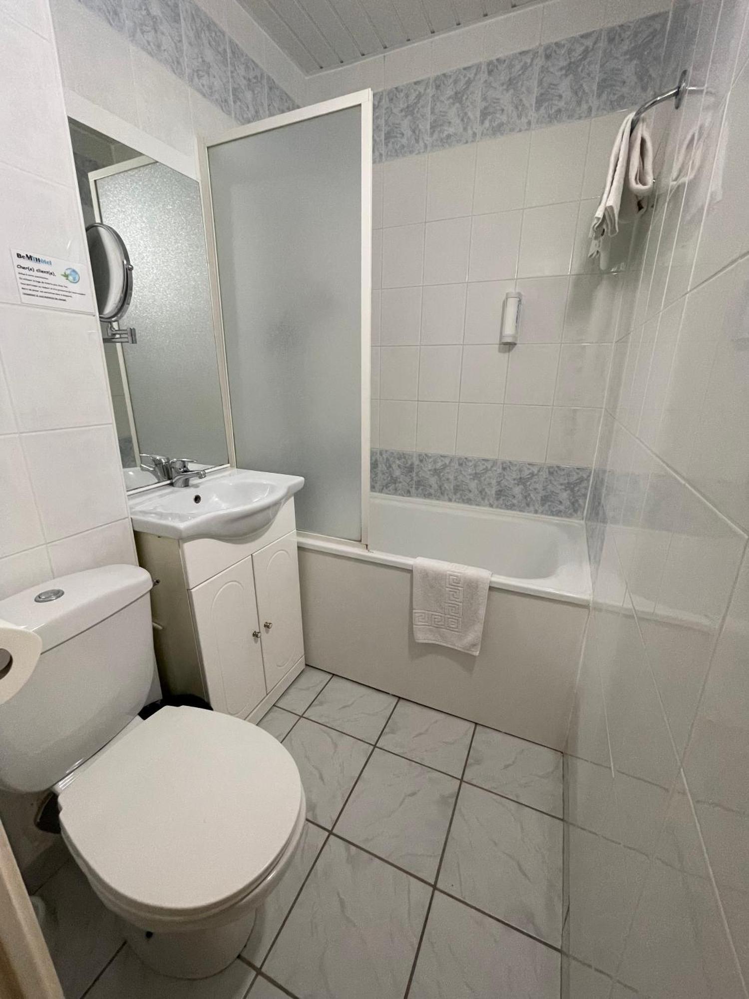 Be Myhotel Évreux Esterno foto